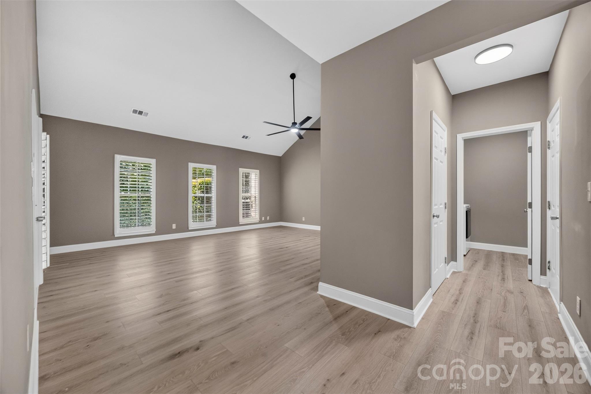 Townhouse at 14435 Greenpoint Lane, Huntersville, photo 12 of 39