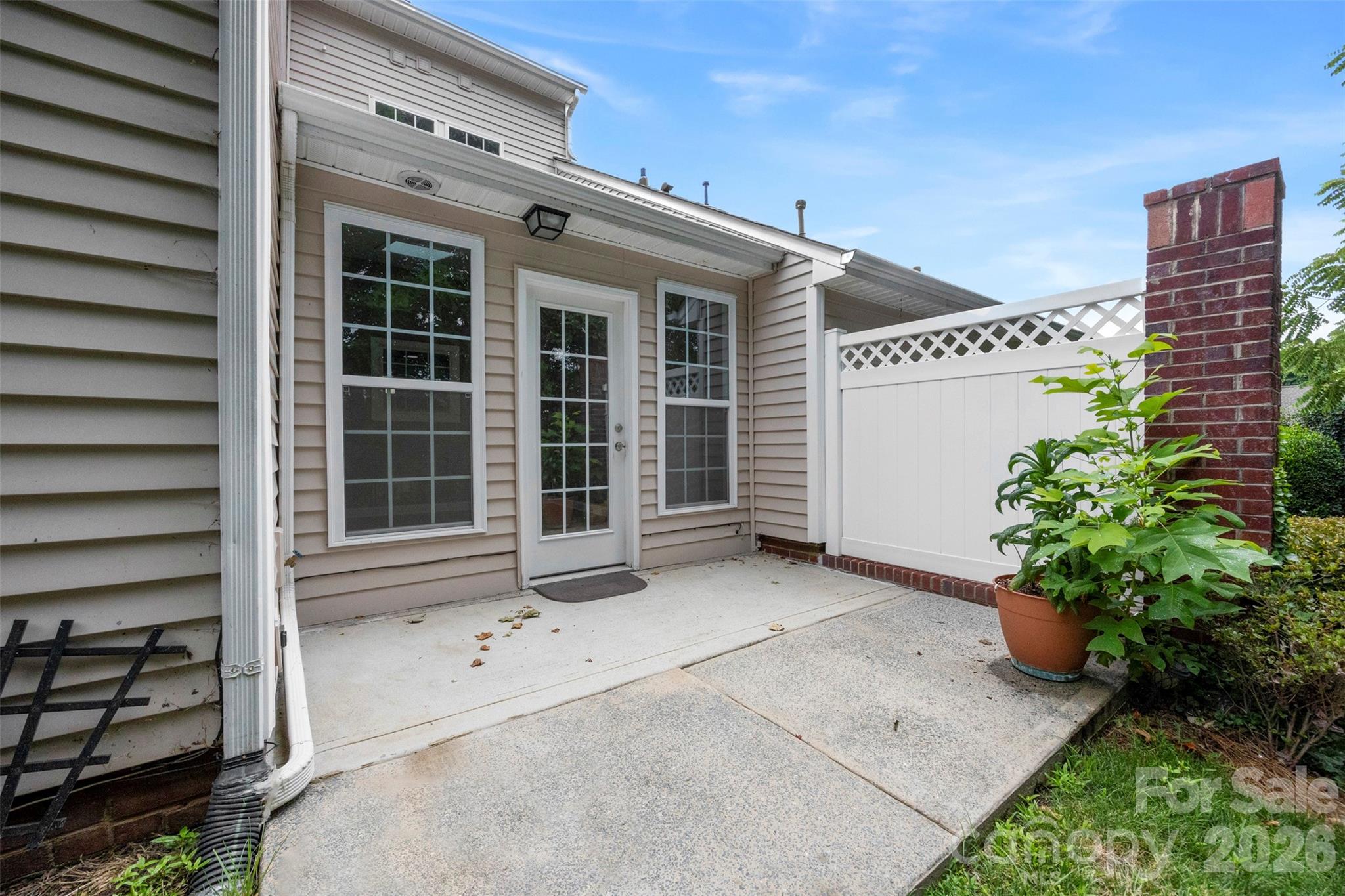 Townhouse at 14435 Greenpoint Lane, Huntersville, photo 34 of 39