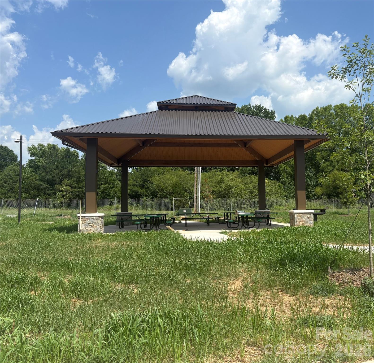 Multiple Shelters - 315 Parkview Avenue SW, Concord