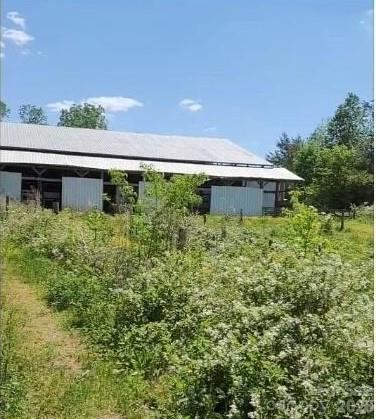 Farm at 2195 Otis Dellinger Road, Lincolnton, photo 3 of 10