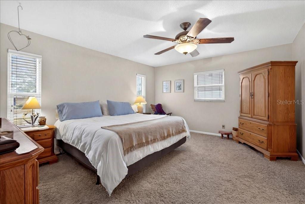 Spacious master bedroom! - 46 FLEMING CT, PALM COAST
