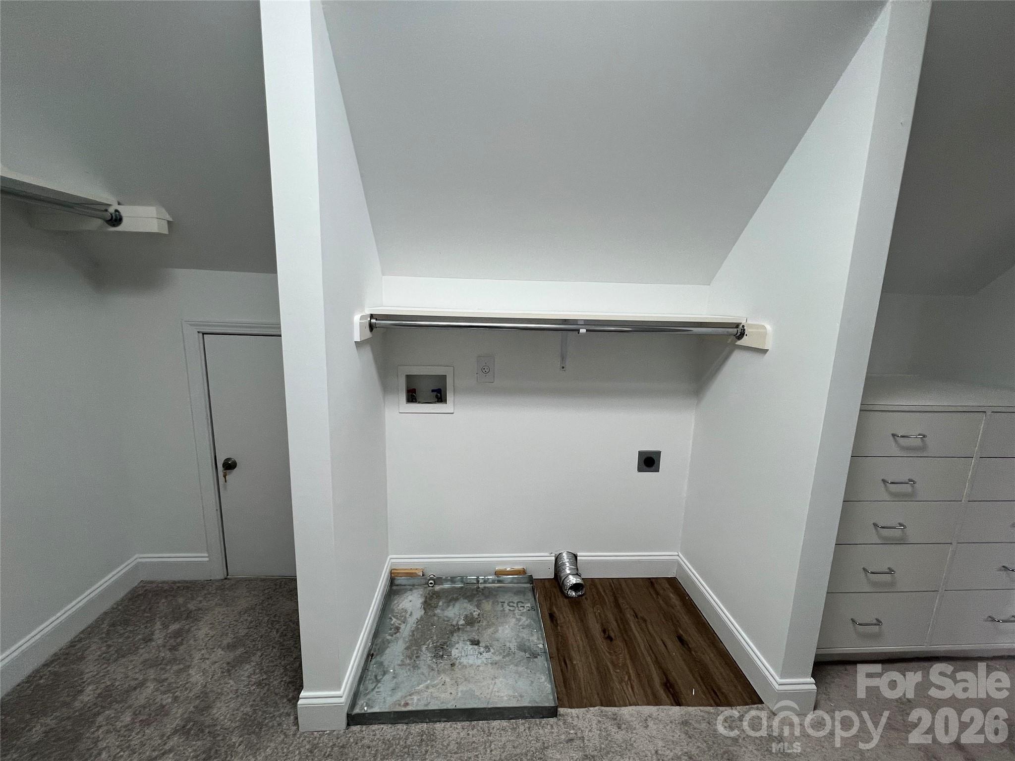 Single Family Residence at 245 Jermane Road, New London, photo 27 of 40