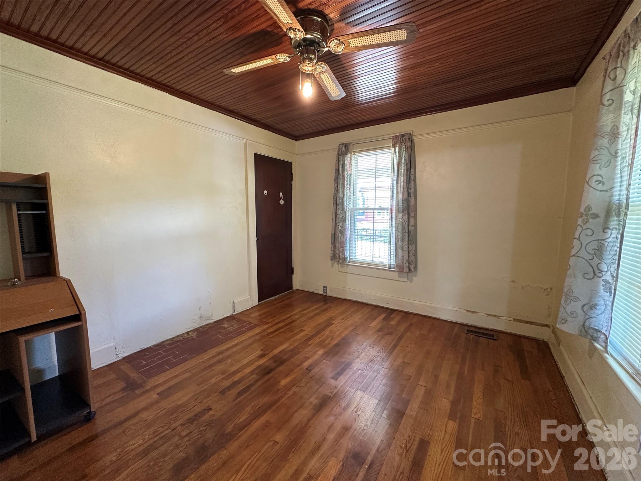 Single Family Residence at 502 Connelly Springs Road SW, Lenoir, photo 10 of 22