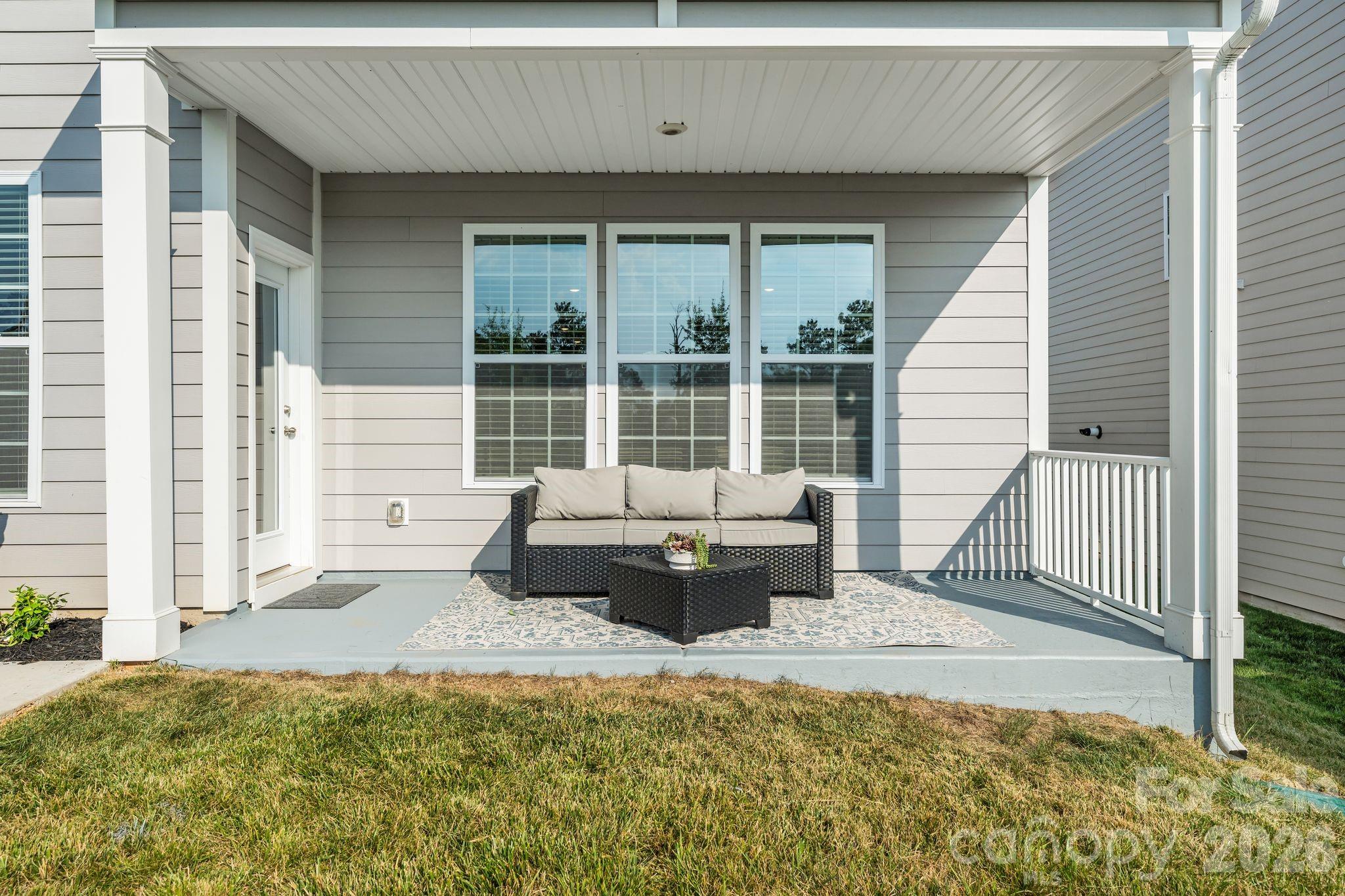 Single Family Residence at 645 Belle Grove Drive, Clover, photo 5 of 42