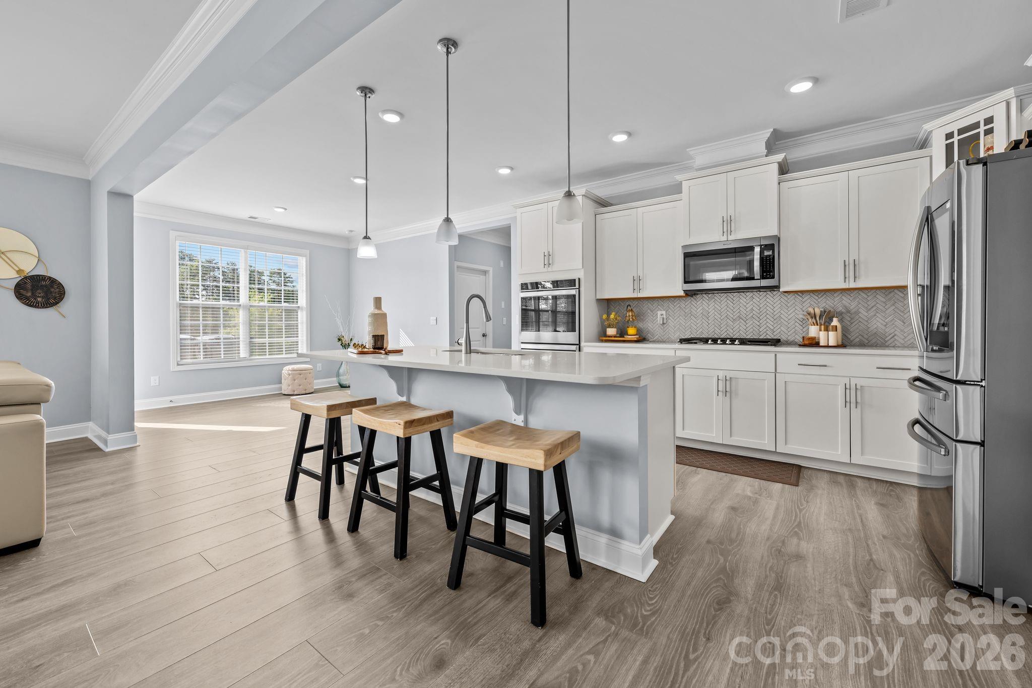 Single Family Residence at 645 Belle Grove Drive, Clover, photo 17 of 42
