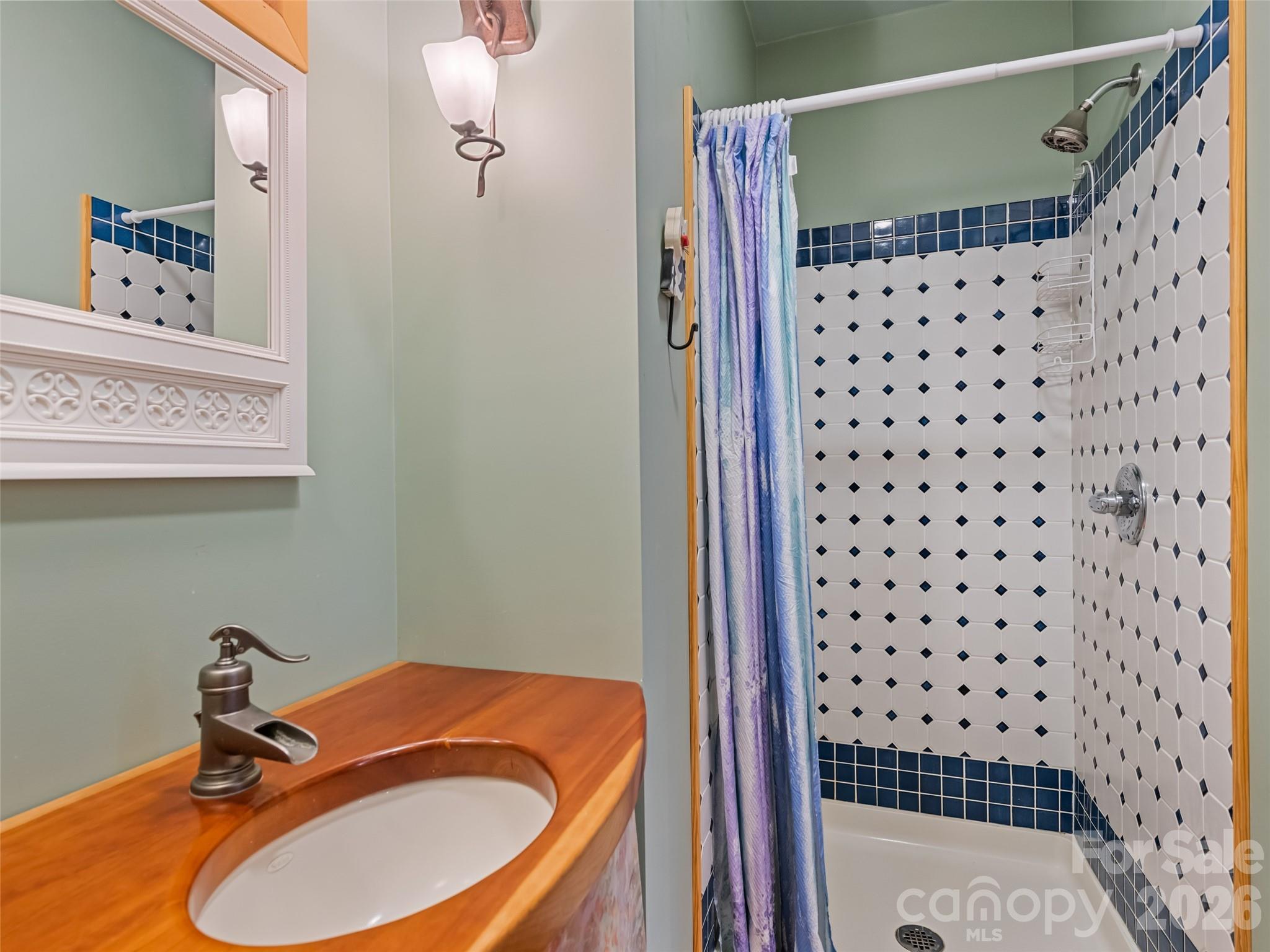 Single Family Residence at 145 Hiaway Trail, Clyde, photo 30 of 42