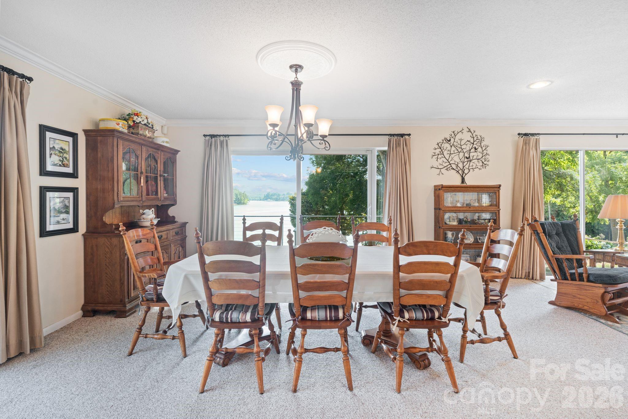 Single Family Residence at 6296 Southlake Drive, Hickory, photo 7 of 48