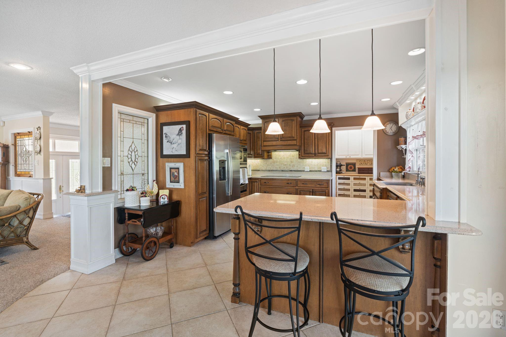 Single Family Residence at 6296 Southlake Drive, Hickory, photo 19 of 48