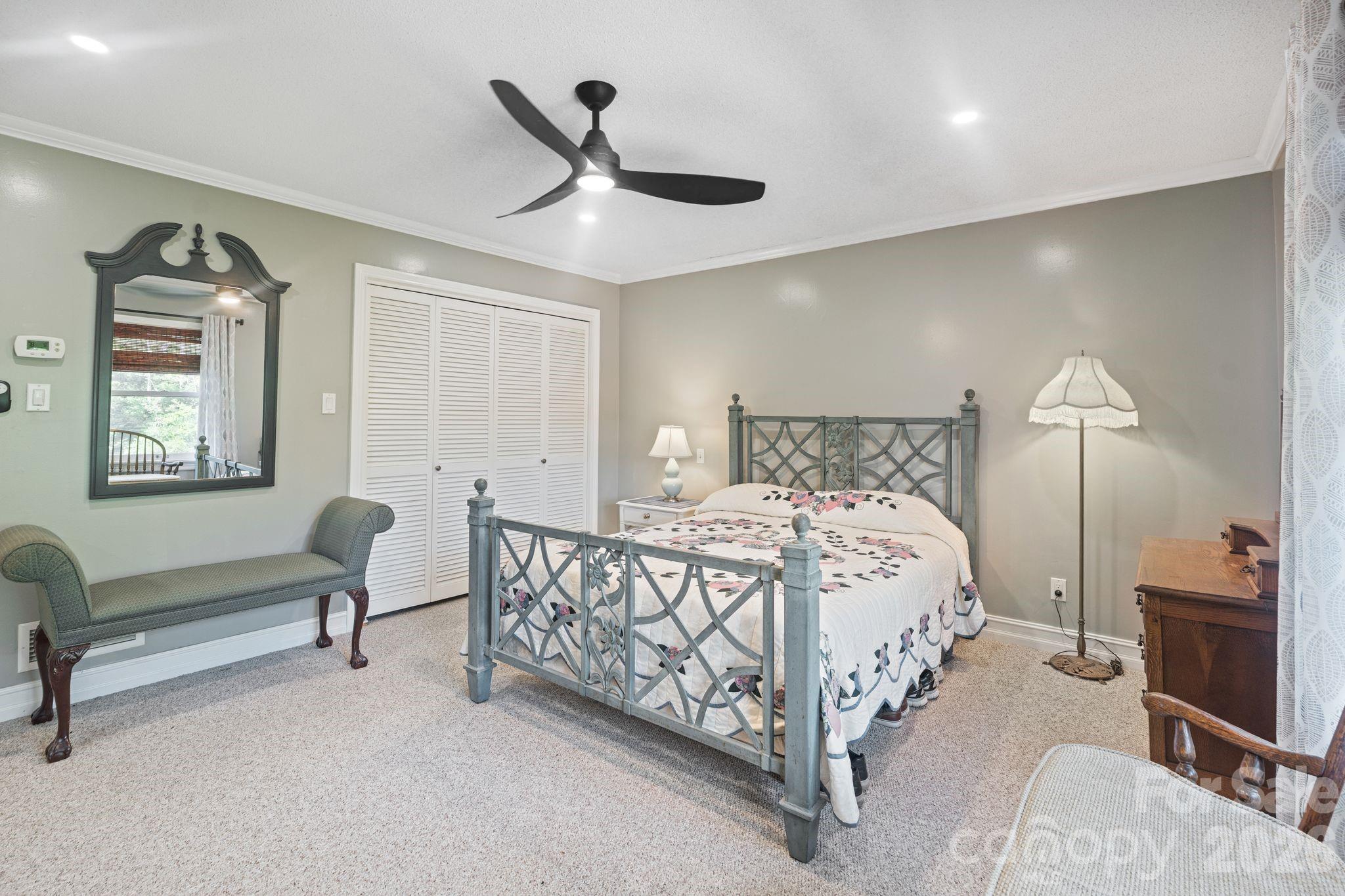 Single Family Residence at 6296 Southlake Drive, Hickory, photo 25 of 48