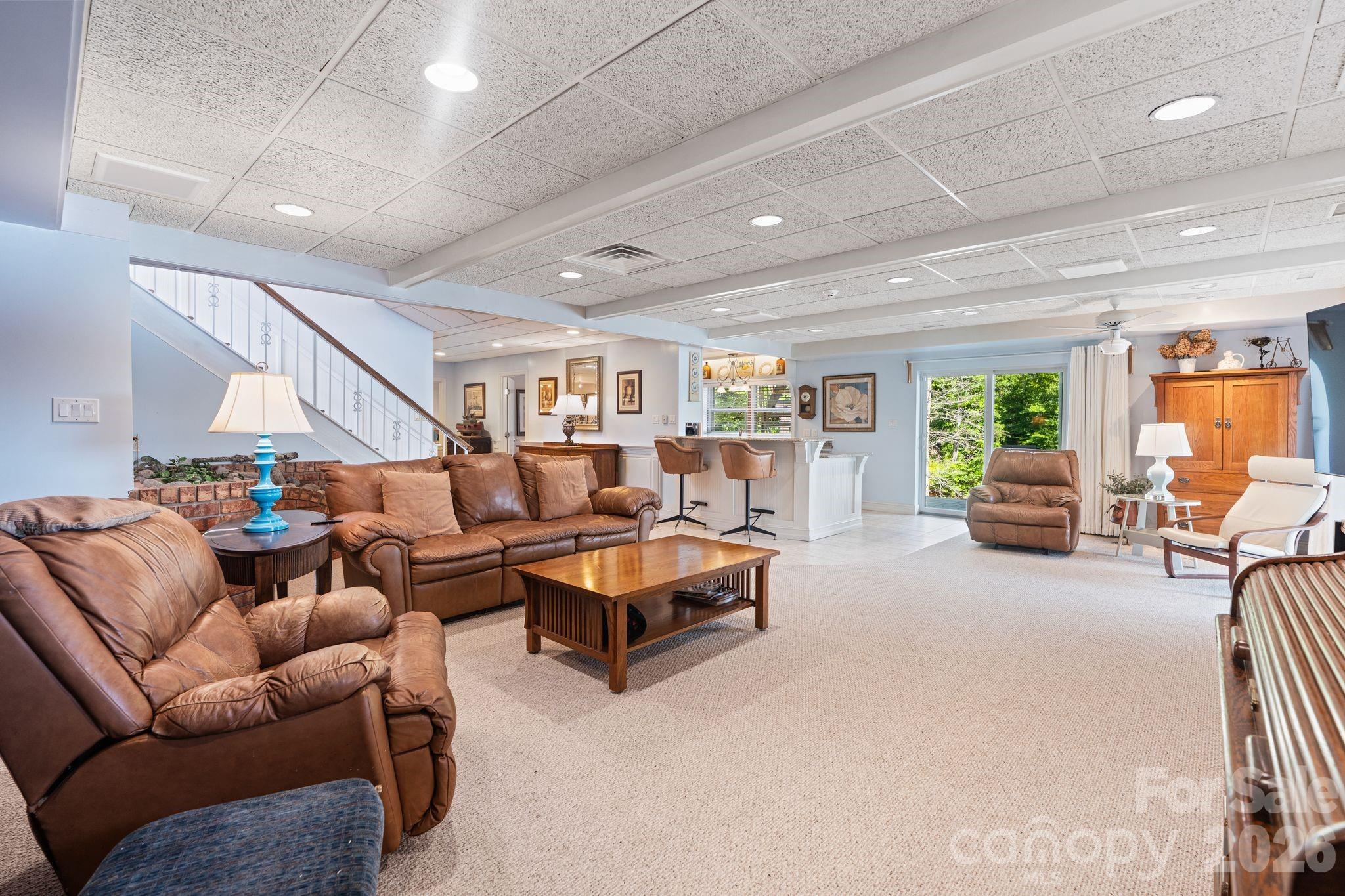 Single Family Residence at 6296 Southlake Drive, Hickory, photo 31 of 48