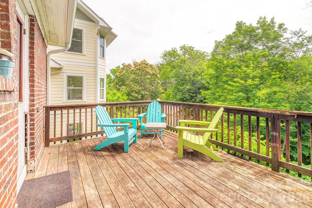 Single Family Residence at 133 Westwood Place, Asheville, photo 24 of 27