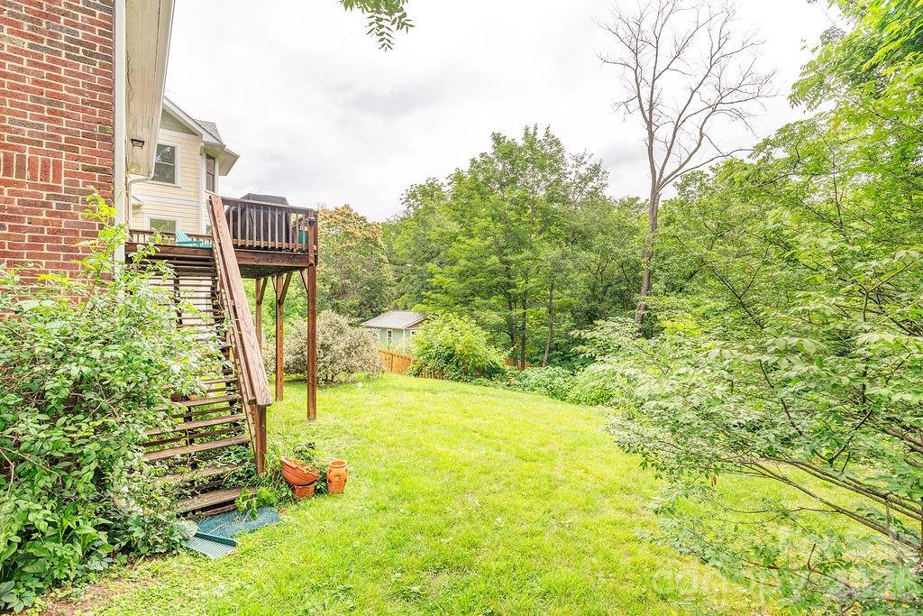 Single Family Residence at 133 Westwood Place, Asheville, photo 25 of 27