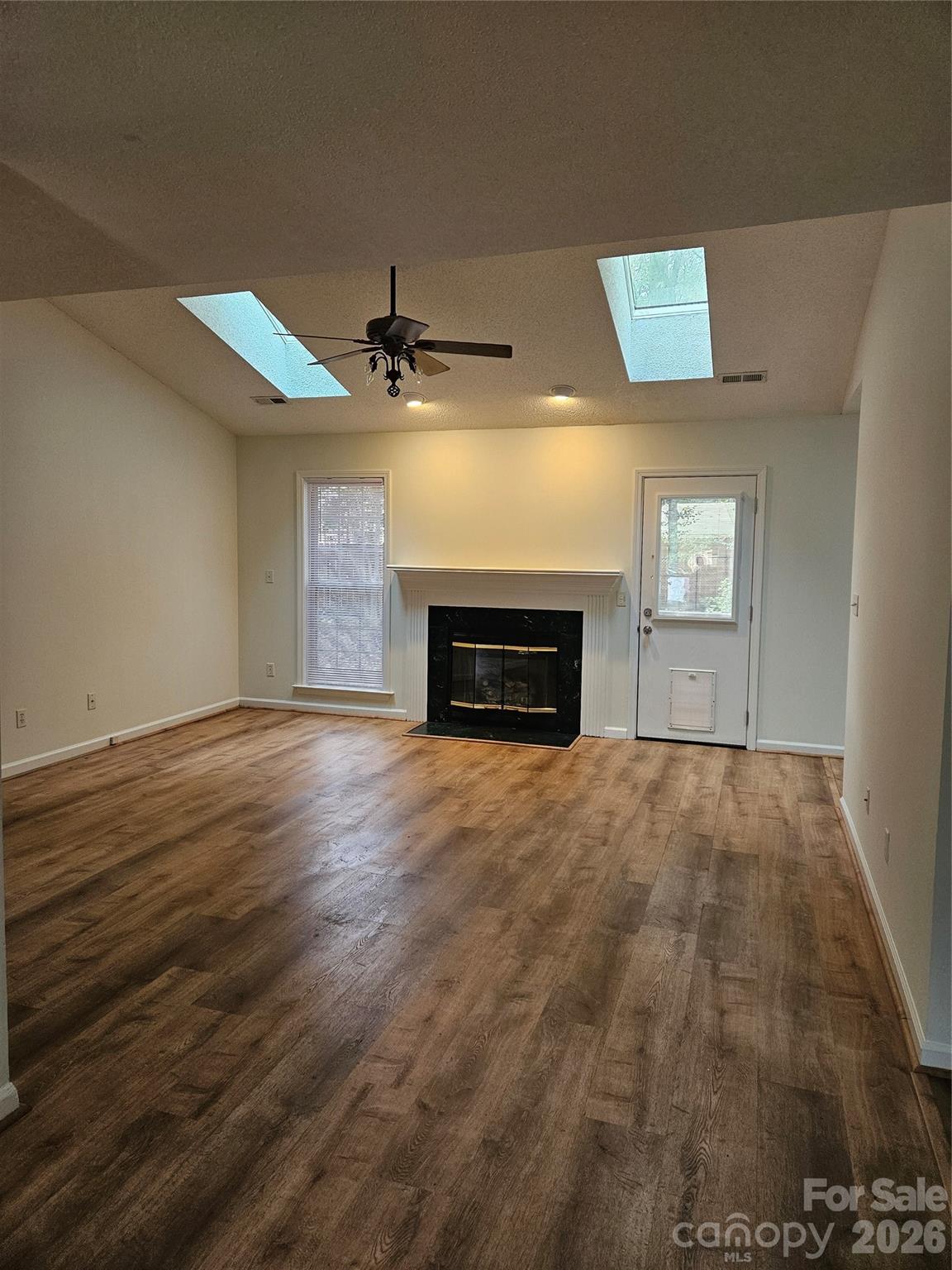 Single Family Residence at 396 Glensprings Drive, Fletcher, photo 4 of 30