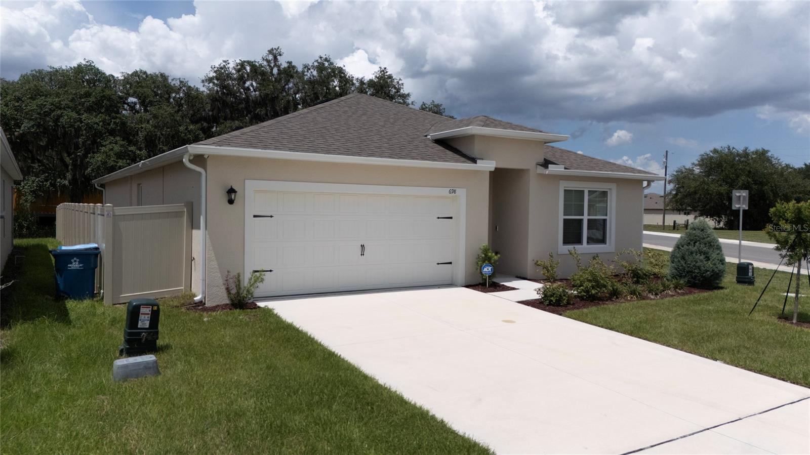Single Family Residence at 698 PARK PLACE BLVD, DAVENPORT, photo 5 of 44
