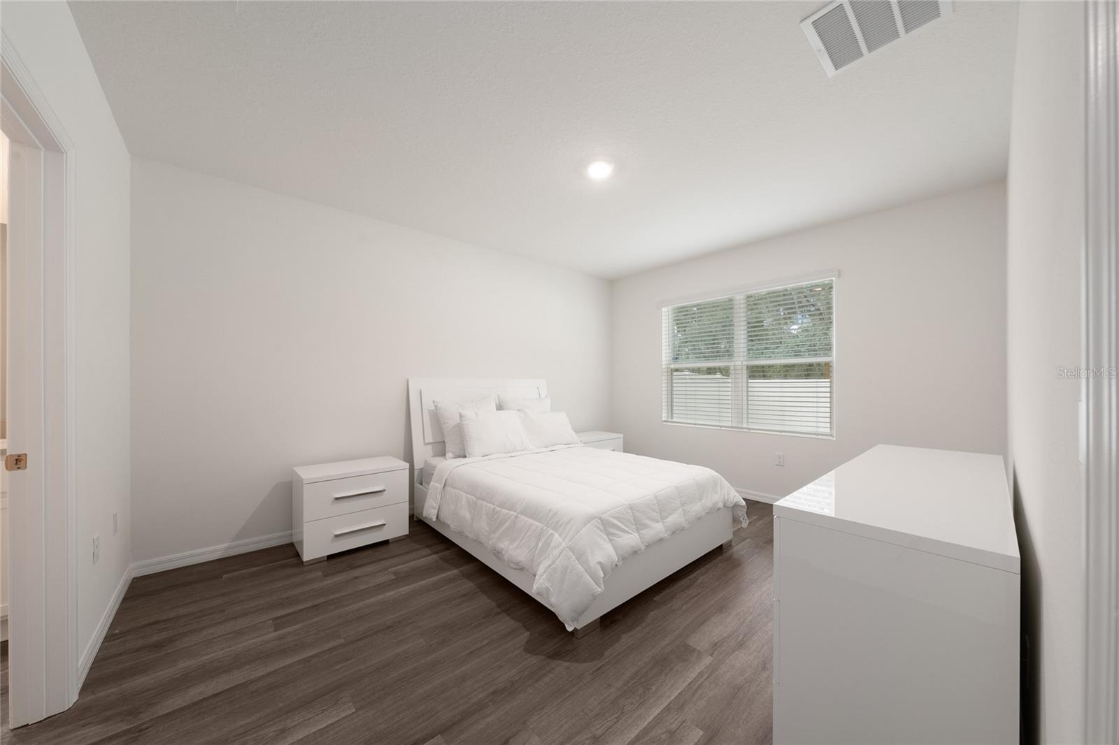 Primary bedroom - 698 PARK PLACE BLVD, DAVENPORT