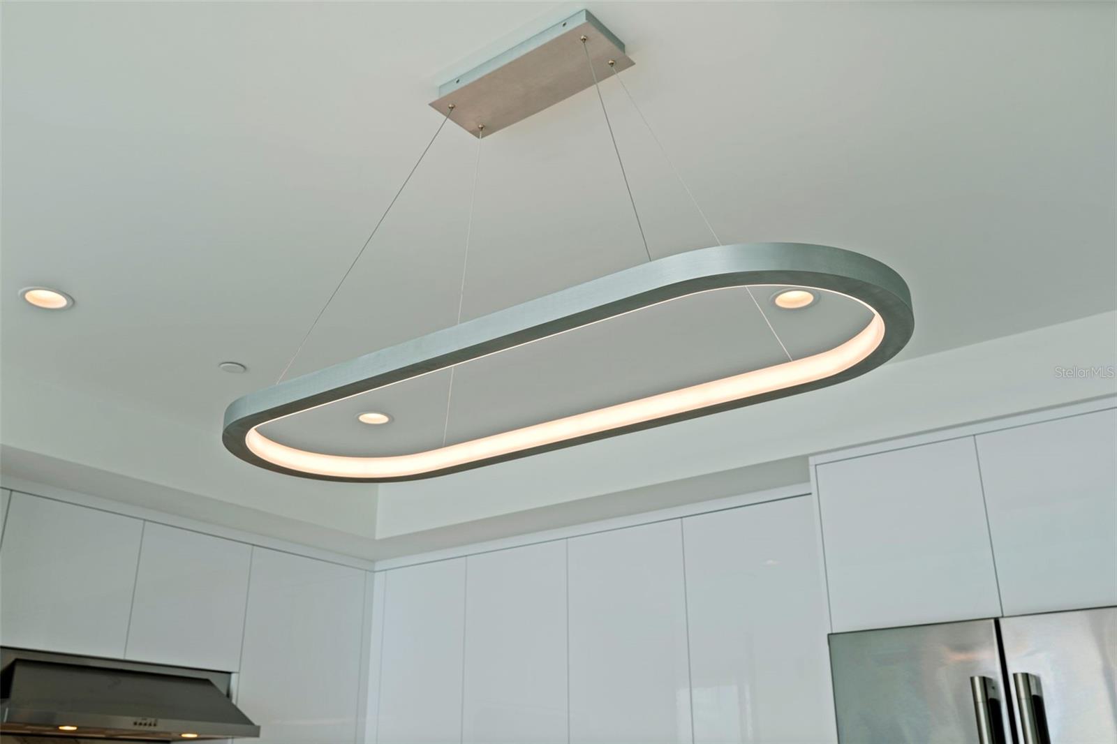 Upgraded Light Fixture - 400 CENTRAL AVE #1105, ST PETERSBURG