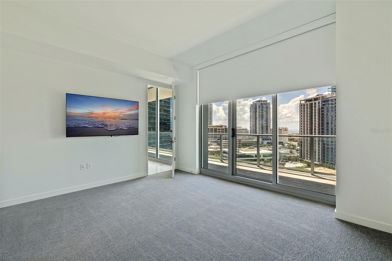 TV Included - 400 CENTRAL AVE #1105, ST PETERSBURG