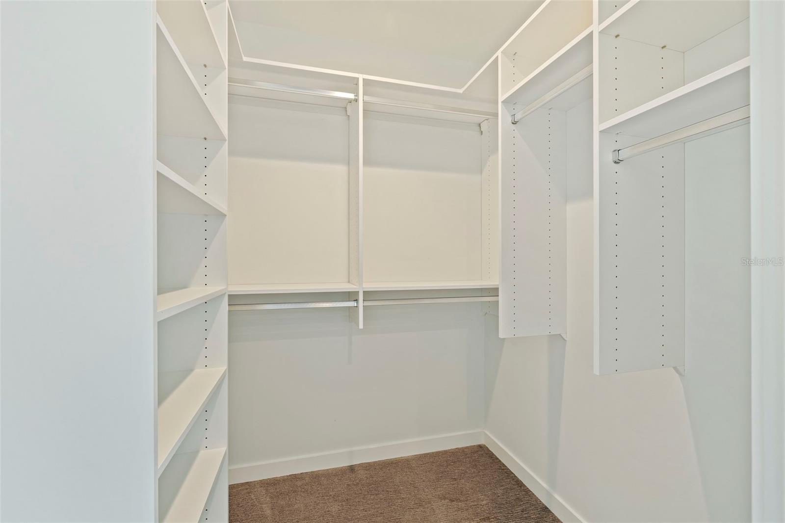 Custom California Closet - 400 CENTRAL AVE #1105, ST PETERSBURG