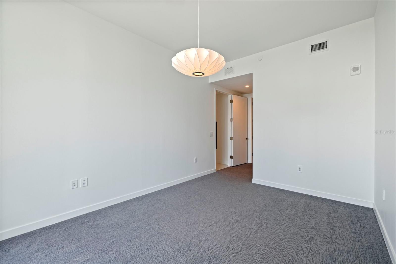 Condominium at 400 CENTRAL AVE #1105, ST PETERSBURG, photo 46 of 88