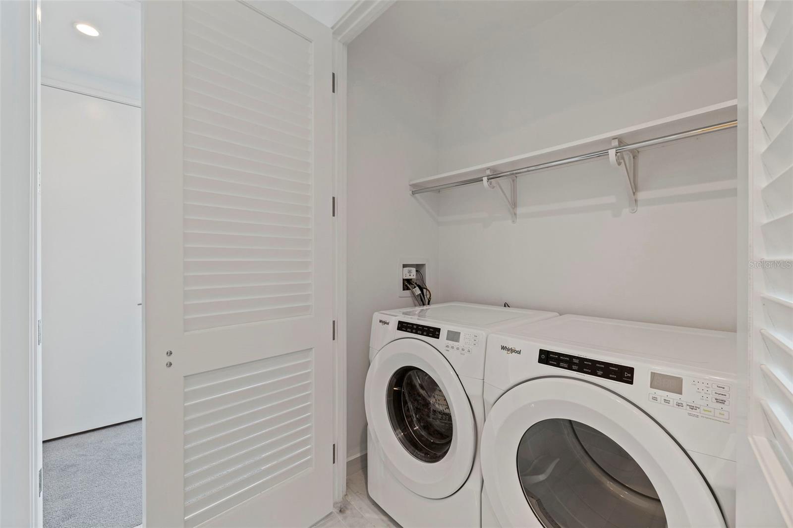 Condominium at 400 CENTRAL AVE #1105, ST PETERSBURG, photo 54 of 88