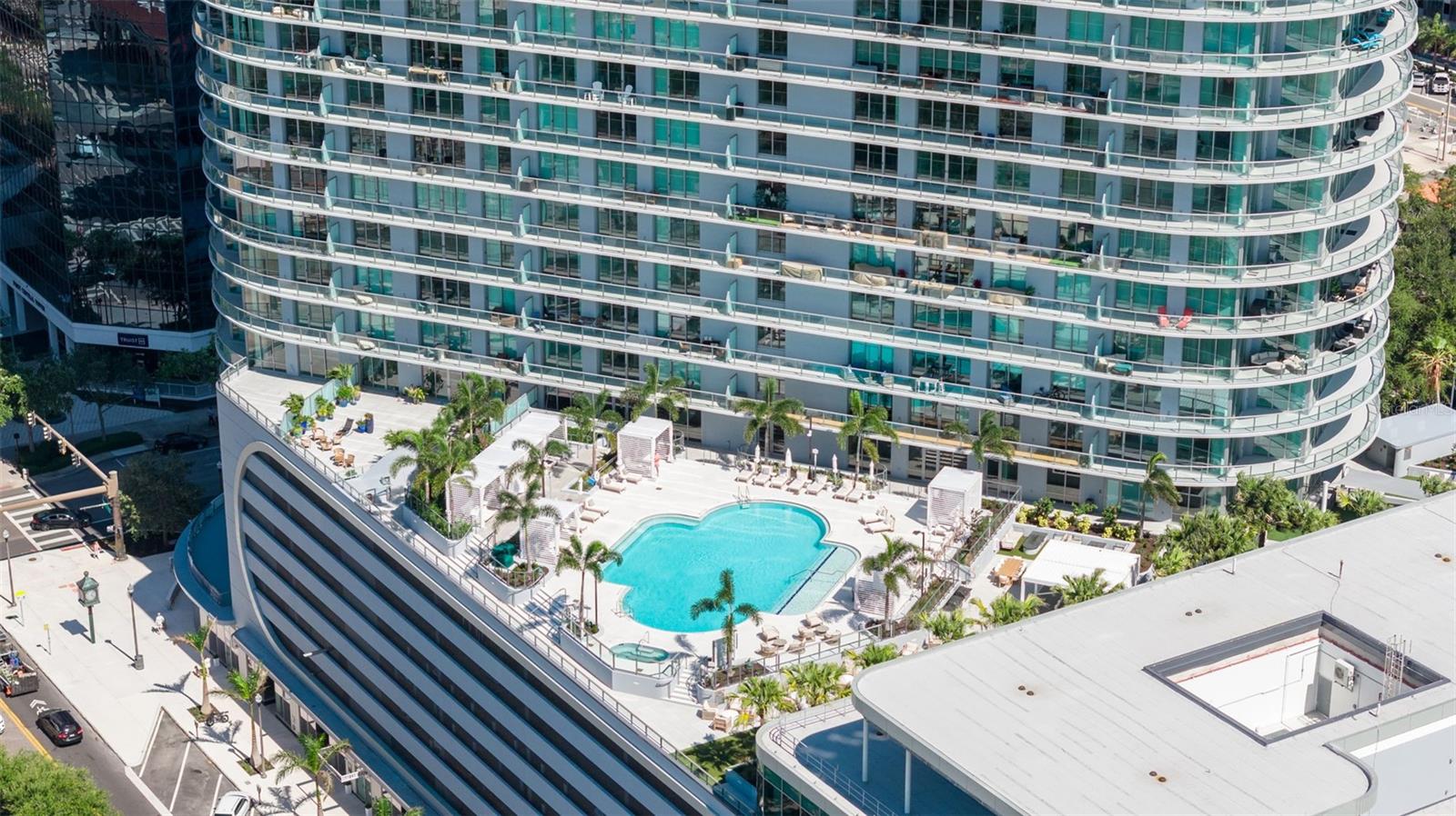 Condominium at 400 CENTRAL AVE #1105, ST PETERSBURG, photo 57 of 88