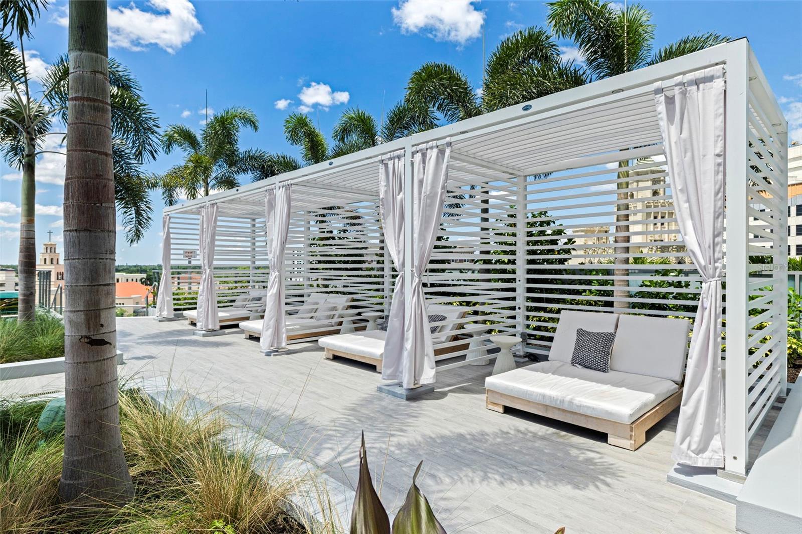 Condominium at 400 CENTRAL AVE #1105, ST PETERSBURG, photo 62 of 88