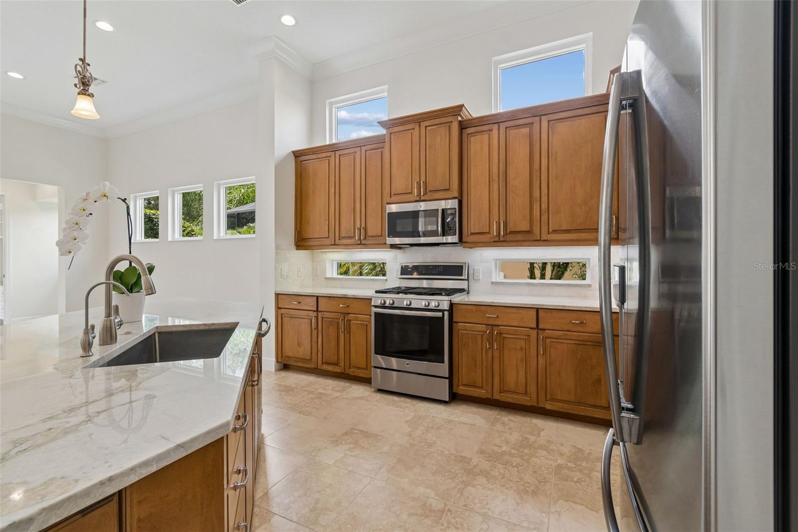 Kitchen - 7222 LAKE FOREST GLN, BRADENTON