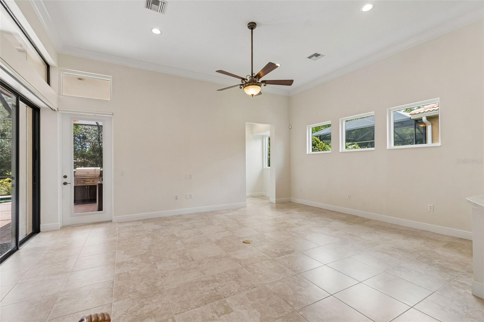 Family Room - 7222 LAKE FOREST GLN, BRADENTON