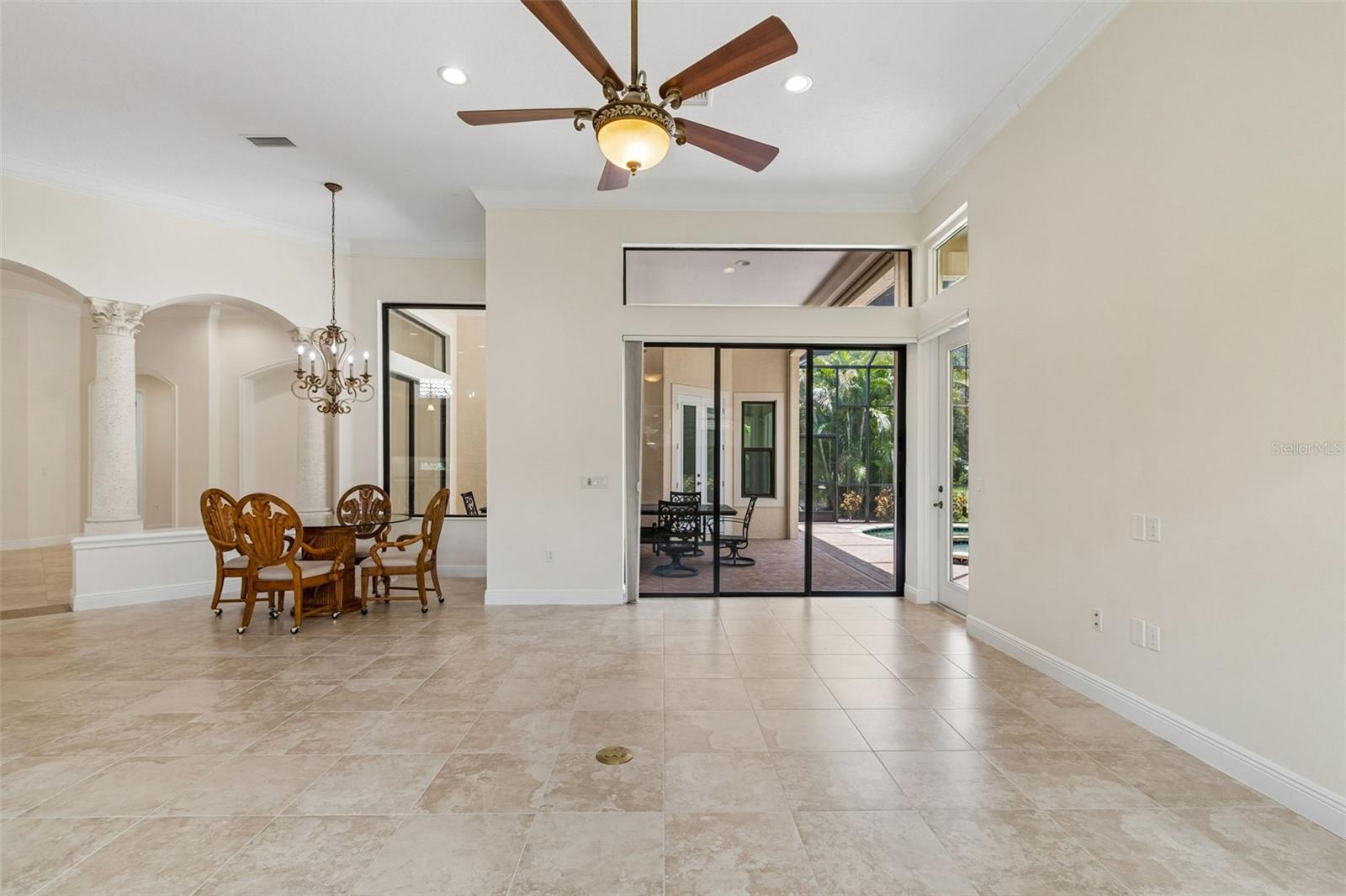 Single Family Residence at 7222 LAKE FOREST GLN, BRADENTON, photo 18 of 56