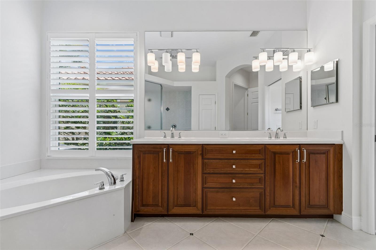 Primary Bathroom - 7222 LAKE FOREST GLN, BRADENTON