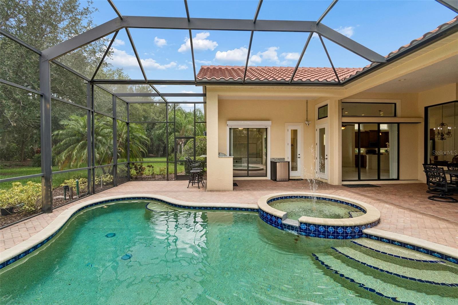 Pool and Spa - 7222 LAKE FOREST GLN, BRADENTON