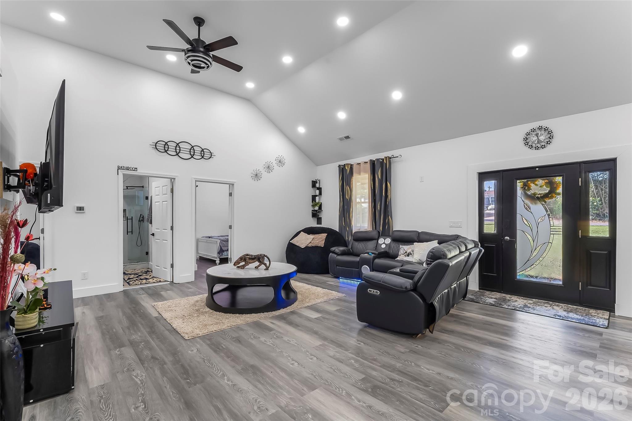 Single Family Residence at 4816 Klutz Place, Granite Falls, photo 5 of 28