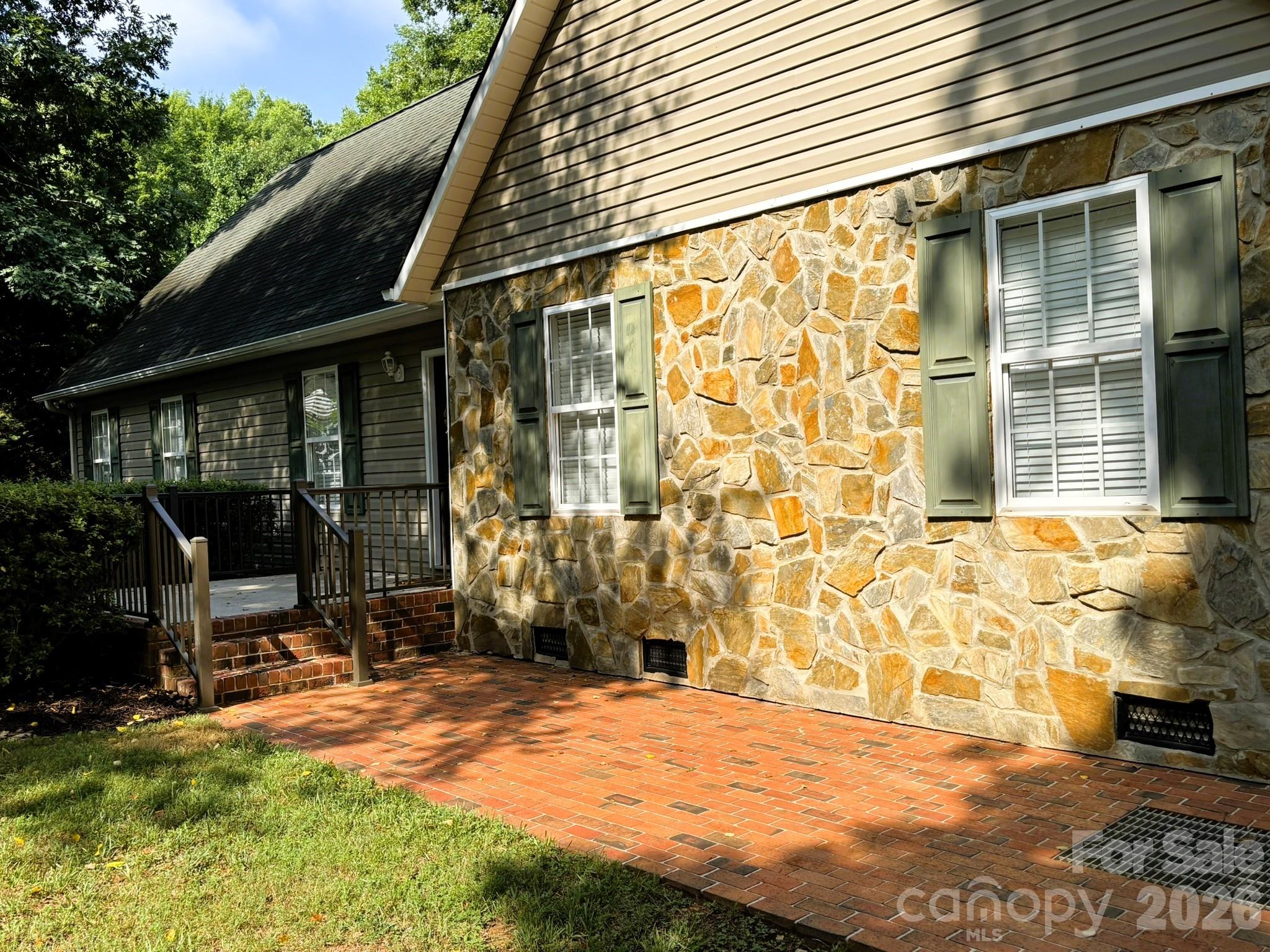 Front Door - 130 Canoe Court, Mount Gilead