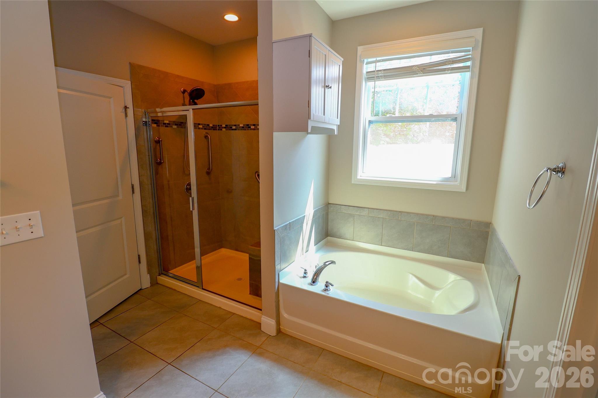 Single Family Residence at 109 E Americana Drive, Mooresville, photo 23 of 38