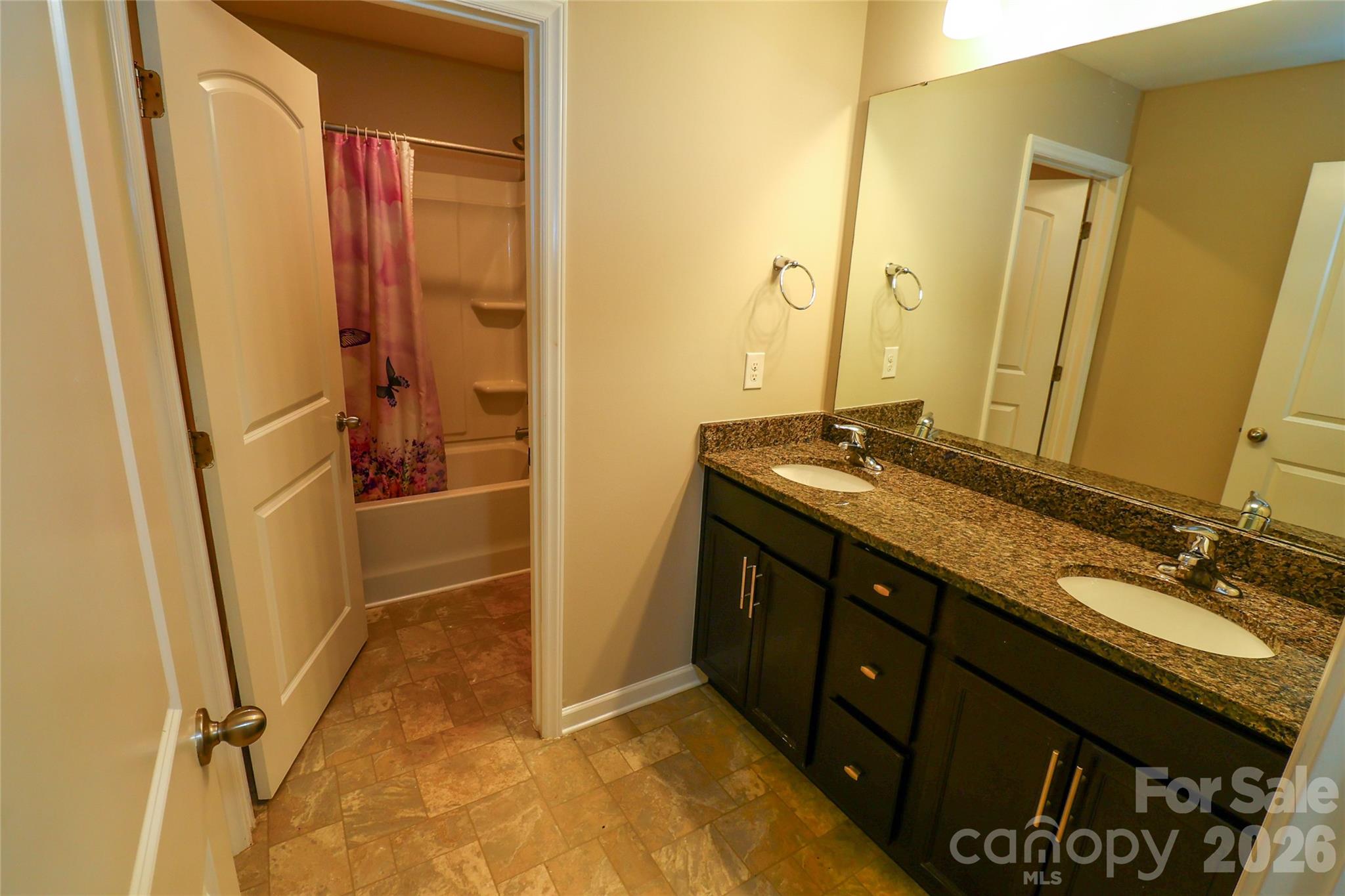 Single Family Residence at 109 E Americana Drive, Mooresville, photo 29 of 38
