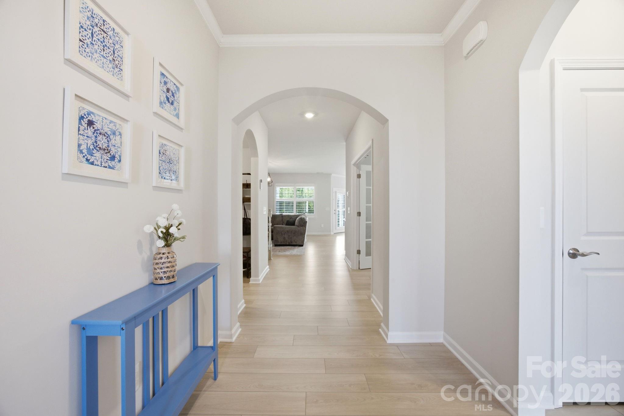 Single Family Residence at 1125 Lookout Shoals Drive, Fort Mill, photo 2 of 33