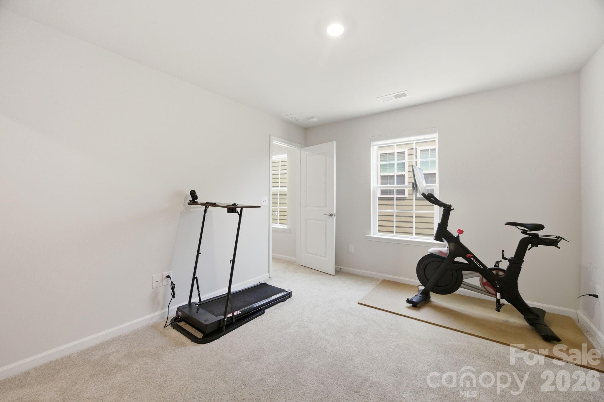 Single Family Residence at 1125 Lookout Shoals Drive, Fort Mill, photo 22 of 33