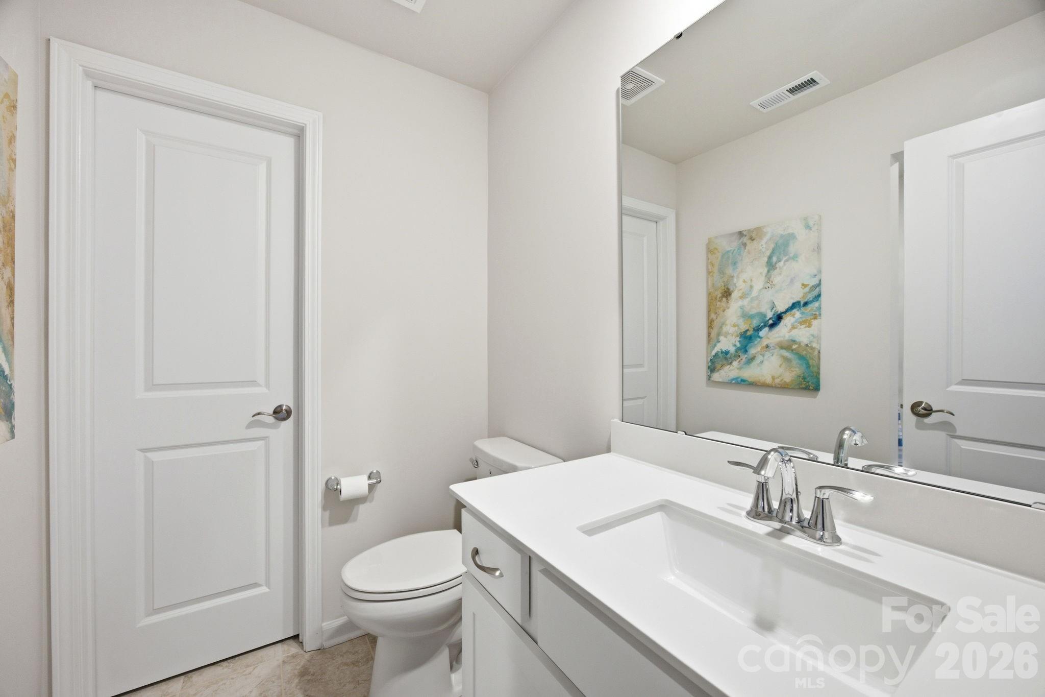 Single Family Residence at 1125 Lookout Shoals Drive, Fort Mill, photo 24 of 33