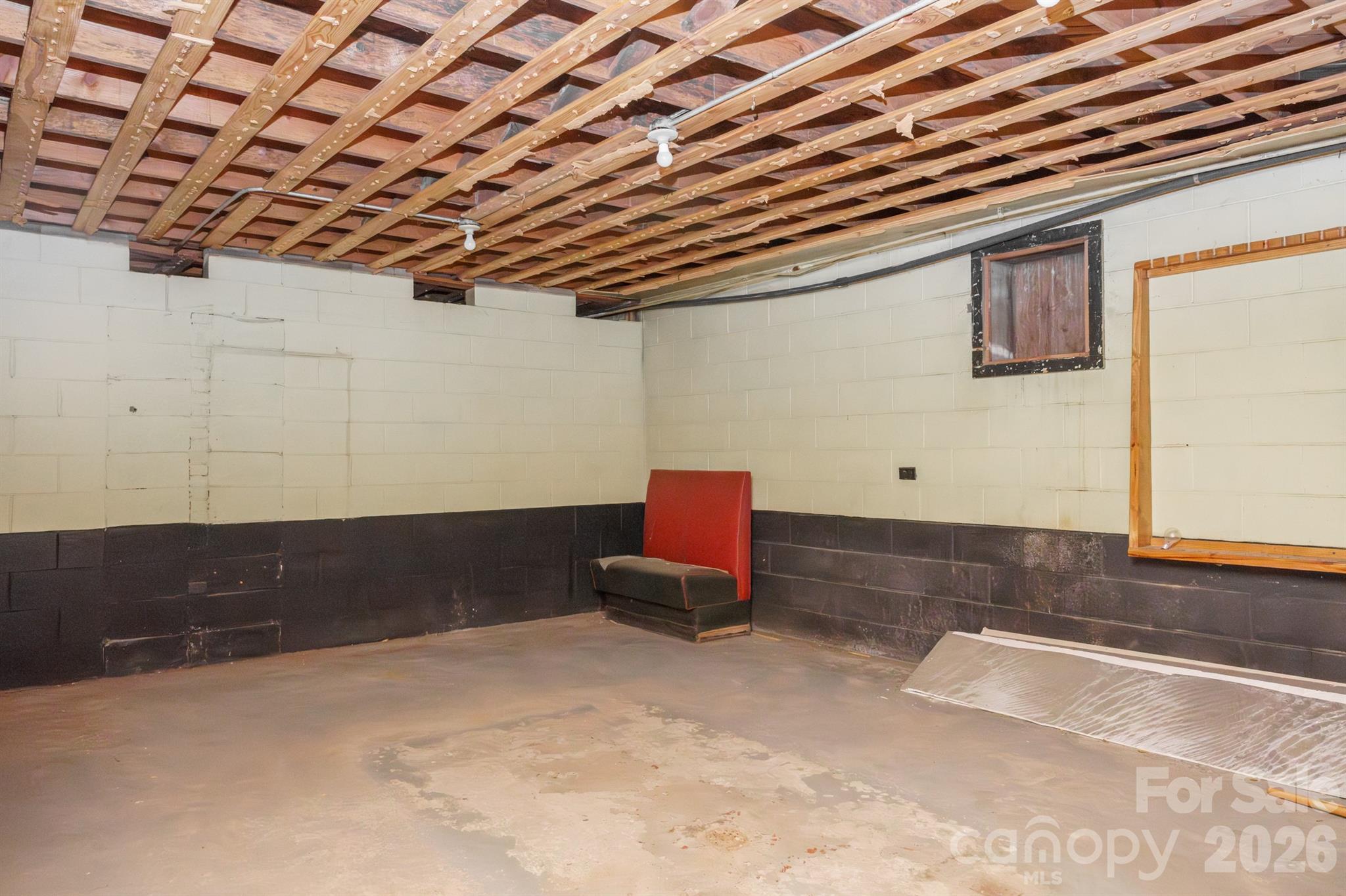 Business at 307 Buffalo Street, Shelby, photo 4 of 25