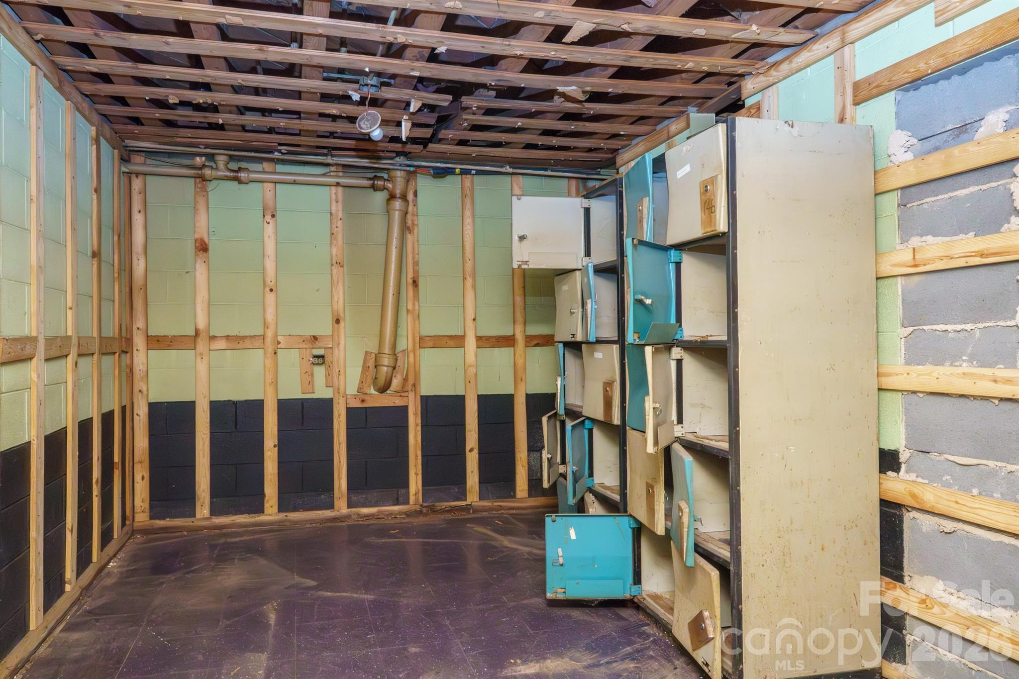 Business at 307 Buffalo Street, Shelby, photo 6 of 25