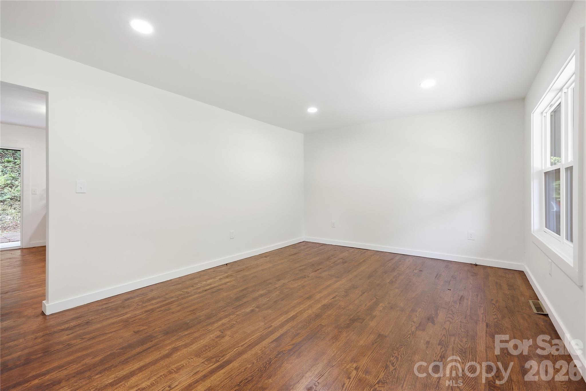 Second Bedroom - 30 Top Of The Mountain Road, Hendersonville