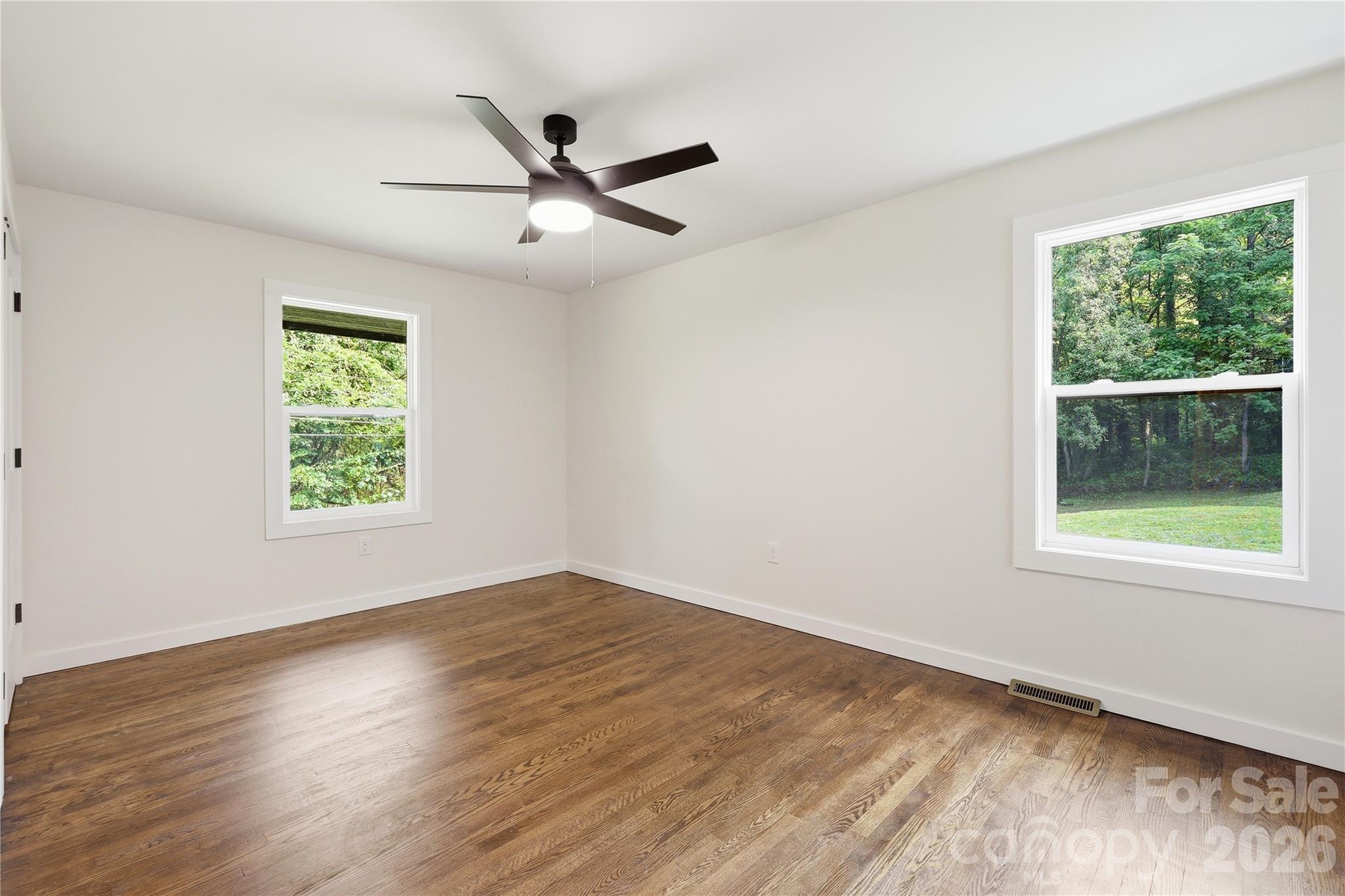 Third Back Bedroom - 30 Top Of The Mountain Road, Hendersonville