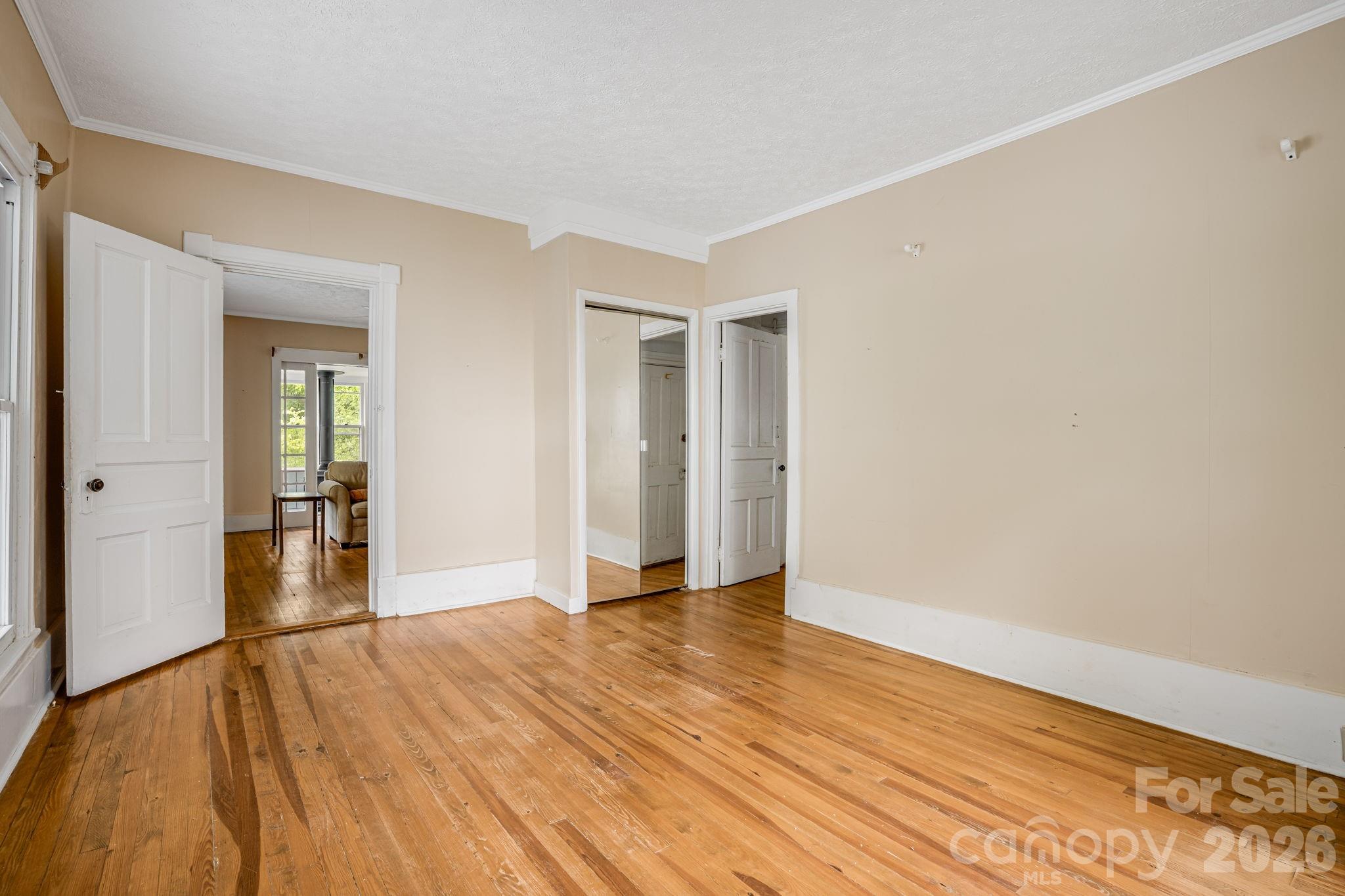 Single Family Residence at 82 Hill Street, Hot Springs, photo 17 of 42