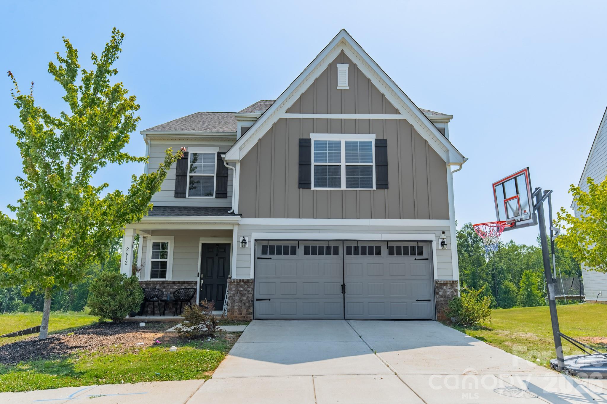 2612 New Summer Court