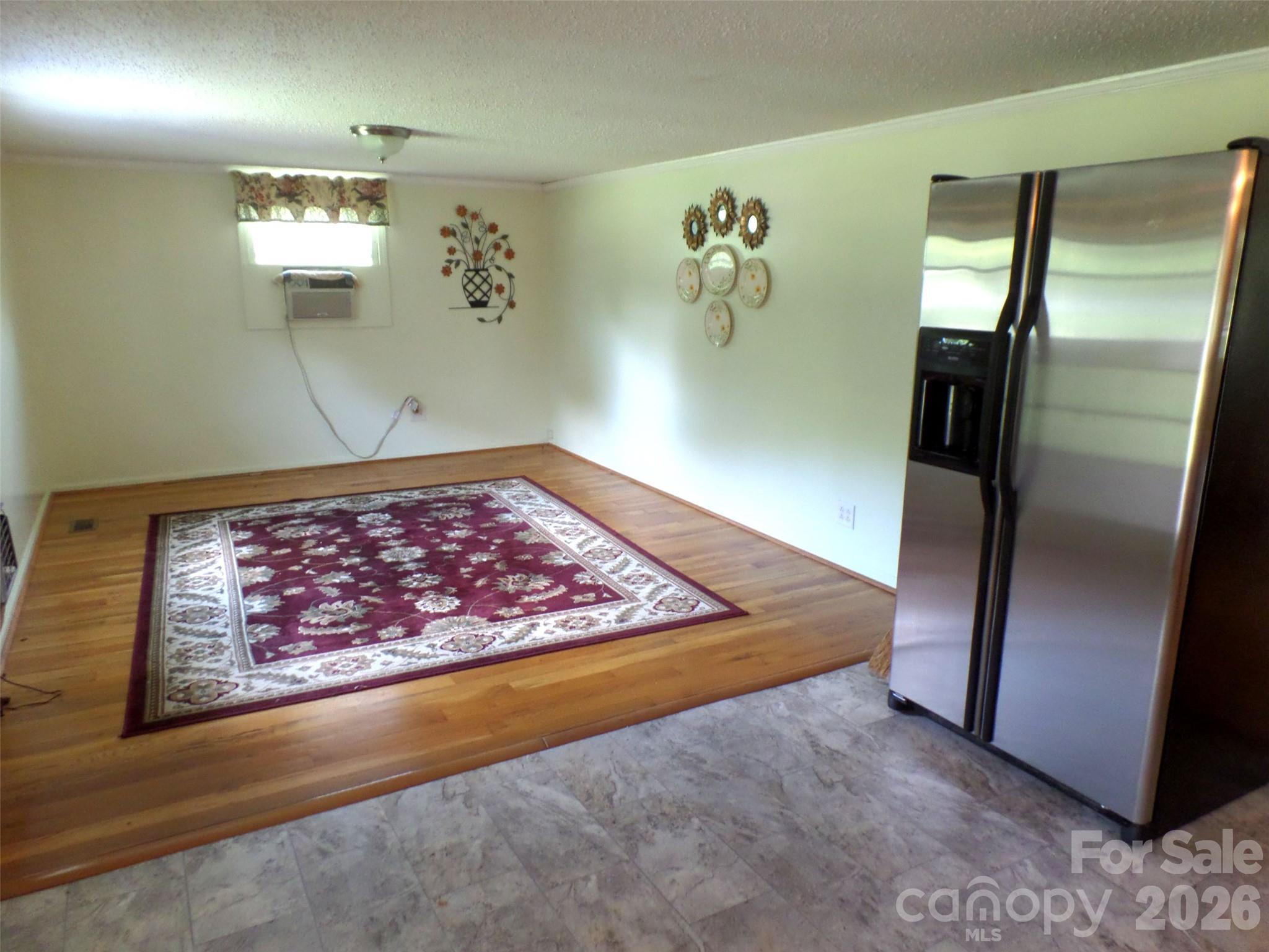 Family room - 3333 Hunawill Street, Claremont