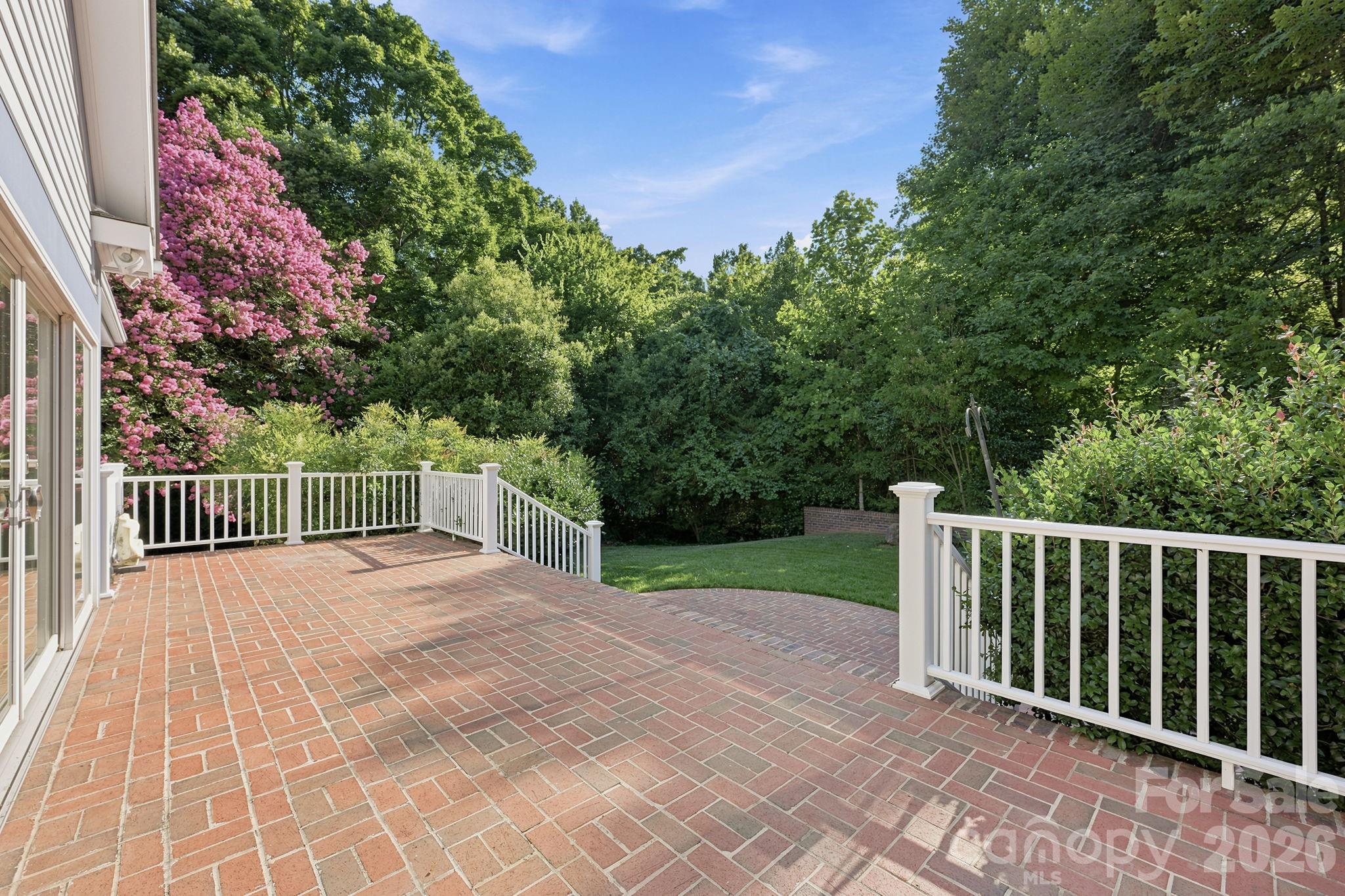 Backdeck - 519 South Street, Davidson