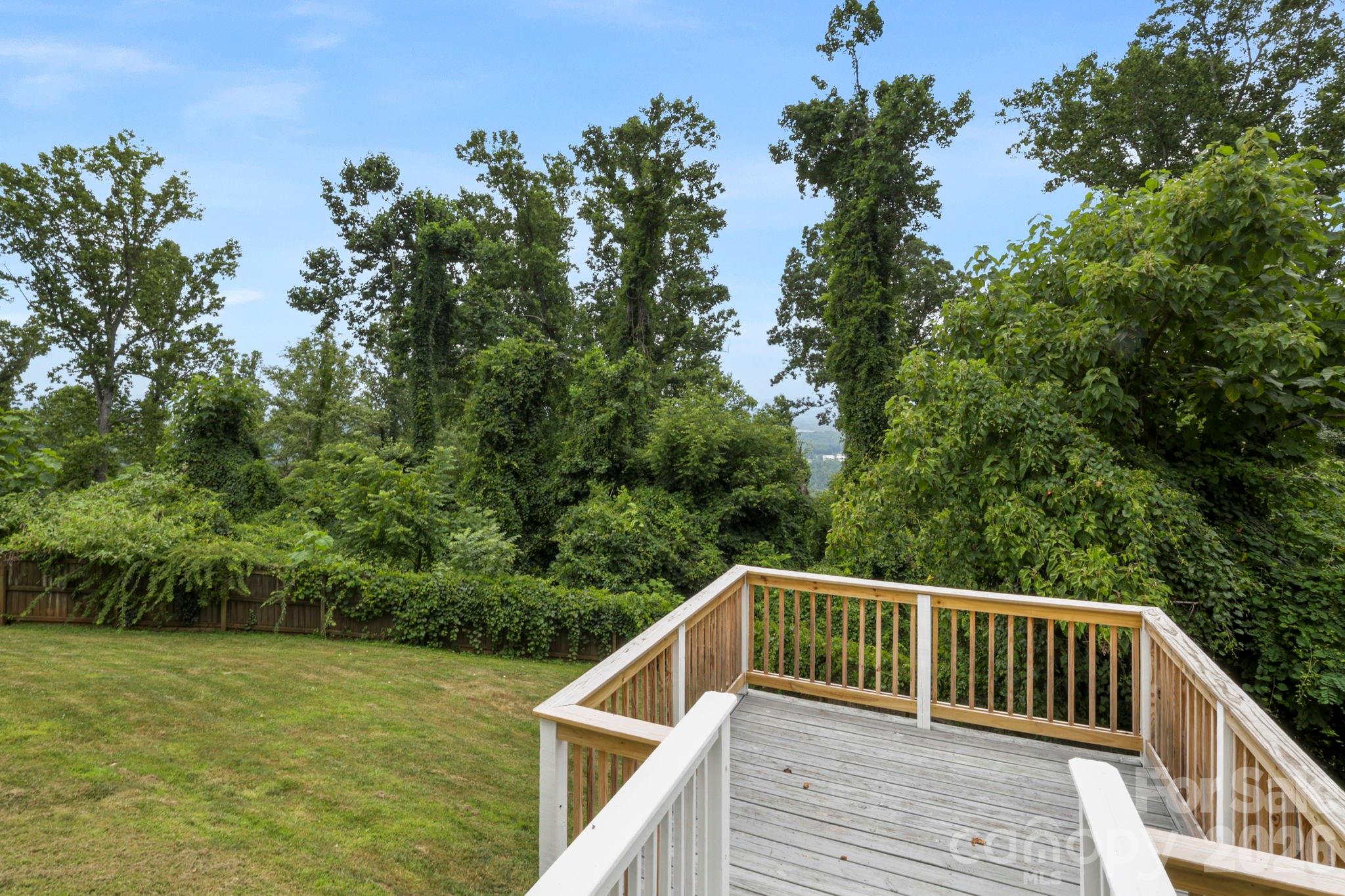 Back yard - 26 Crestwood Drive, Arden