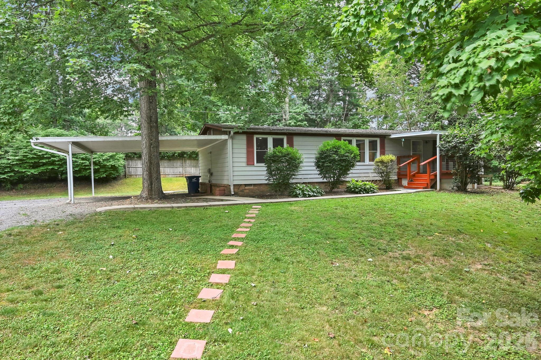 10 Canyon Cove