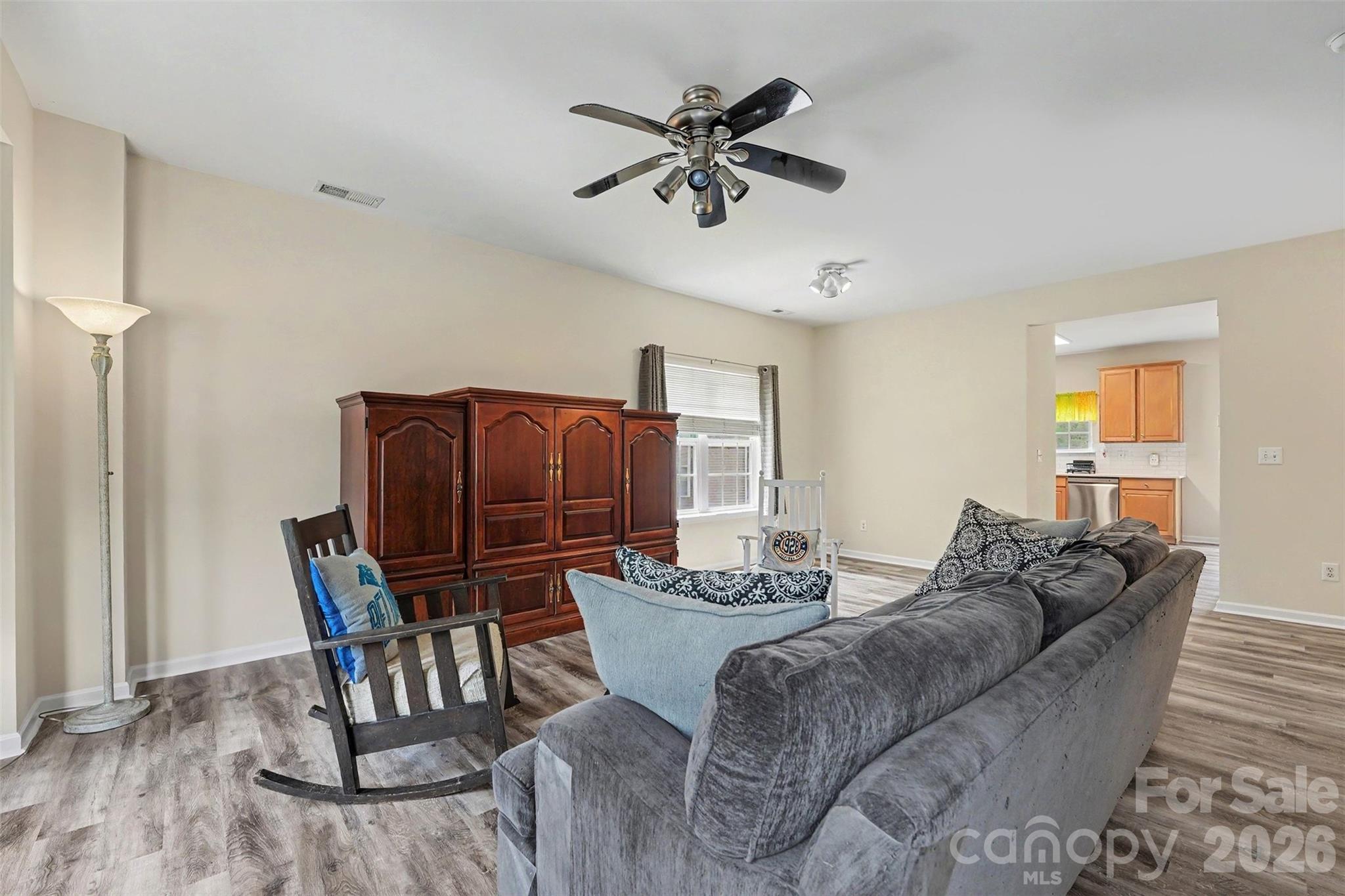 Townhouse at 9866 Treeside Lane, Matthews, photo 6 of 20