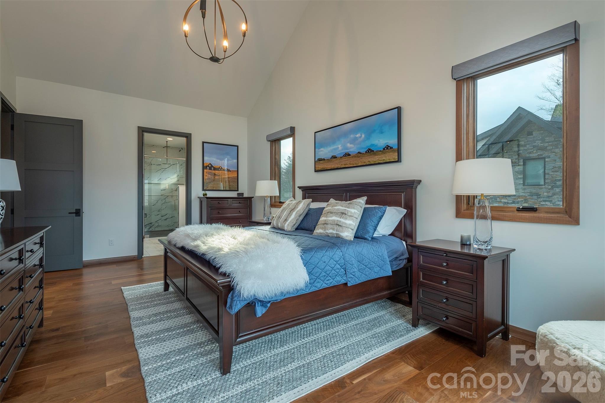 Automatice & Black out shades provides enjoyable rest - 158 Riverbend Forest Drive, Asheville